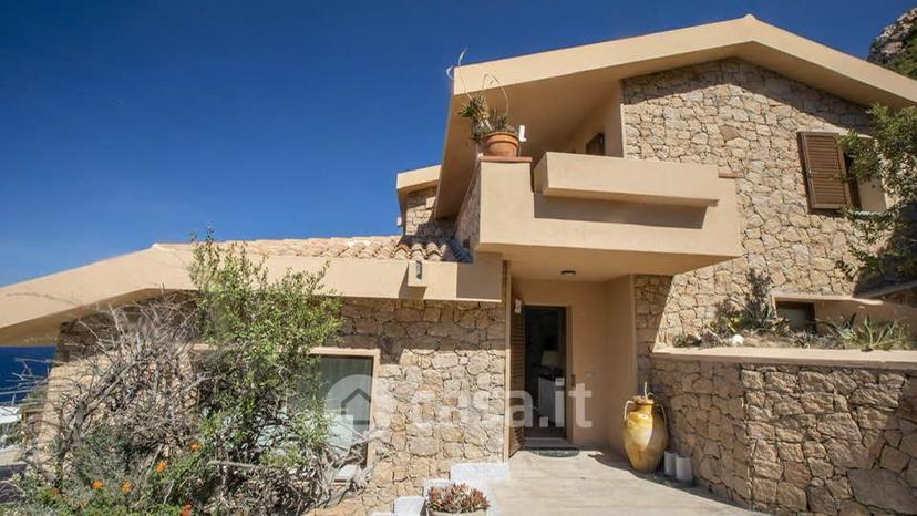 Villa in Località Costa Paradiso — foto 8 di 49