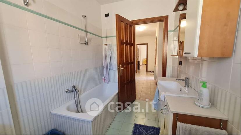 Quadrilocale in Via Sarzanello 118 — foto 4 di 35
