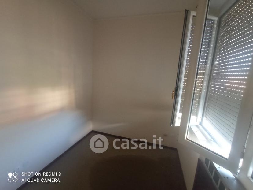 Stanza in Via Renata di Francia 40 — foto 29 di 34