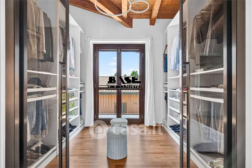 Villa in Via John Fitzgerald Kennedy 4 — foto 22 di 39