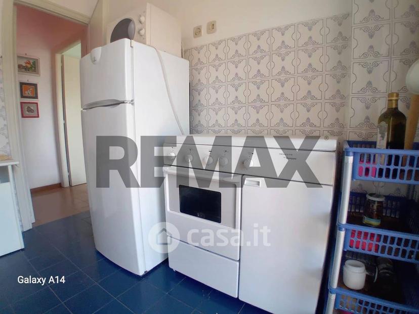 Trilocale in Viale dei Navigatori 56 — foto 3 di 20