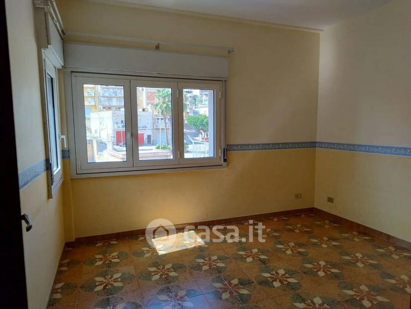 Trilocale in Via Lussemburgo — foto 6 di 18