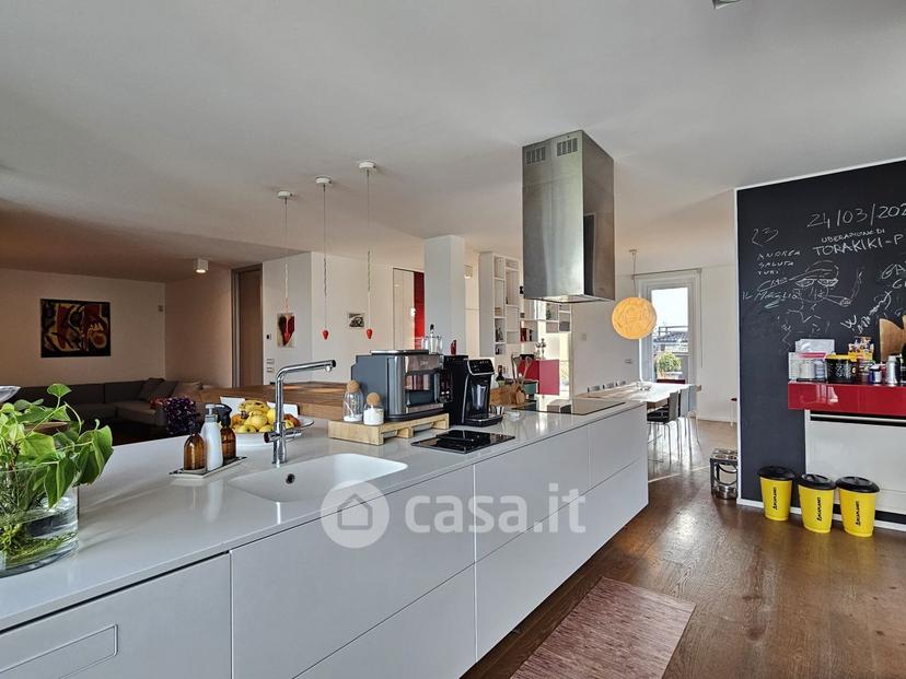 Villa in Via Monte Nero 15 — foto 26 di 35
