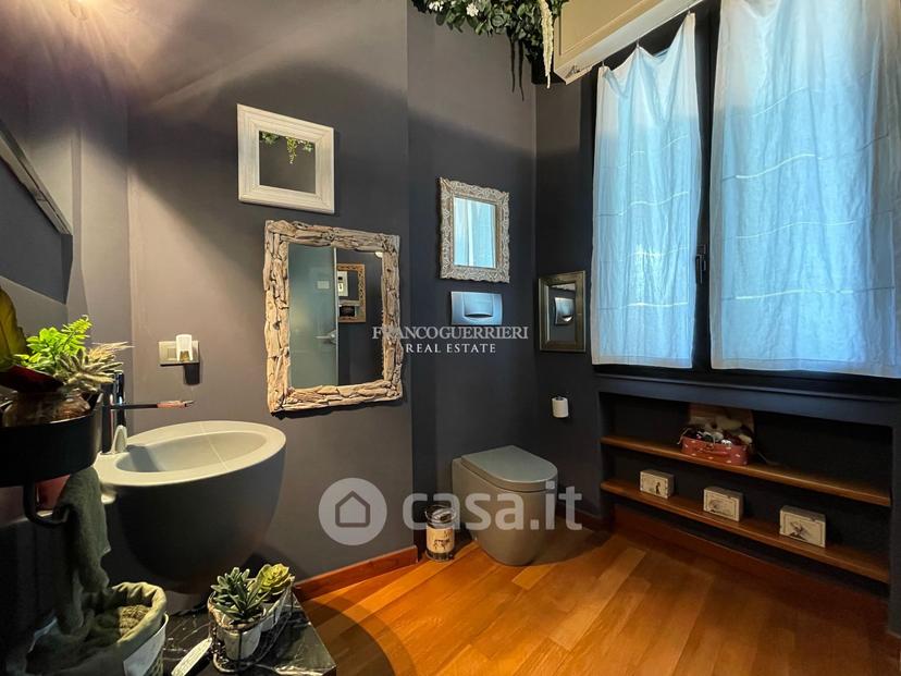 Villa in Via Alcide de Gasperi — foto 26 di 38