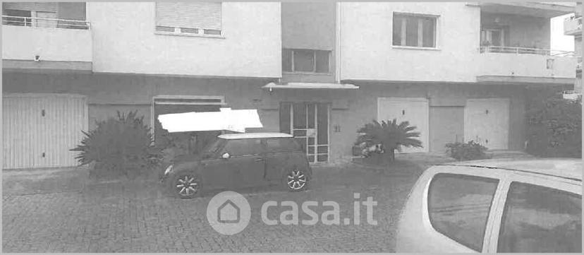 Quadrilocale in Via Carlo Marx — foto 28 di 32