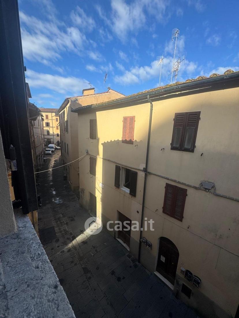 Trilocale in Vicolo Ugo Bassi 1 — foto 3 di 29