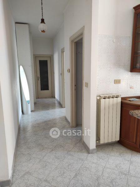 Trilocale in Via Sicilia 10 — foto 10 di 11