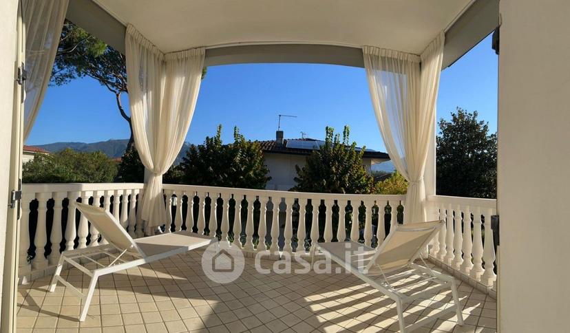 Villa in Via Giuseppe Viner — foto 26 di 36