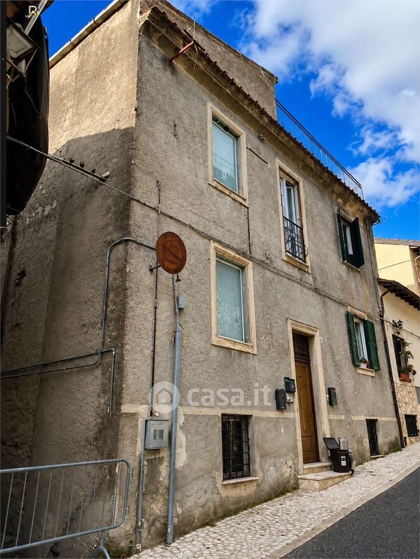 Trilocale in Corso Umberto I 17 — foto 29 di 31