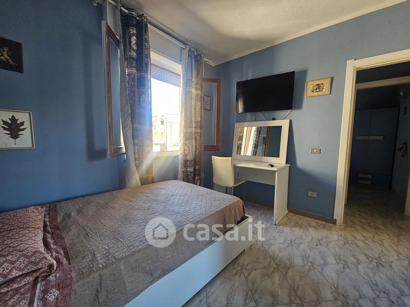 Stanza in Via Arno 2 /b — foto 5 di 14