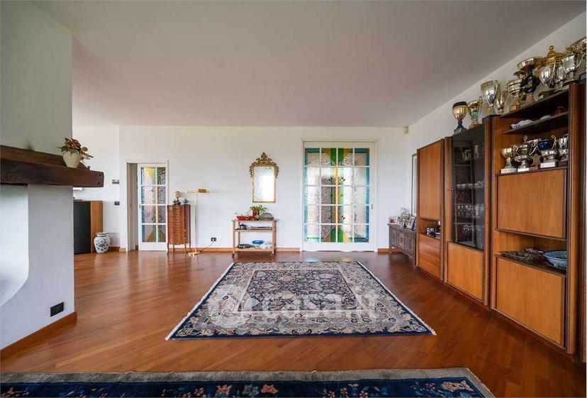 Villa in Strada Truc Carlevè — foto 12 di 73