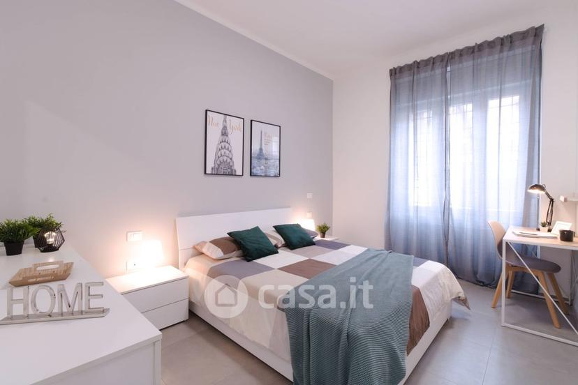 Stanza in Via Isole Lipari 6 — foto 9 di 15