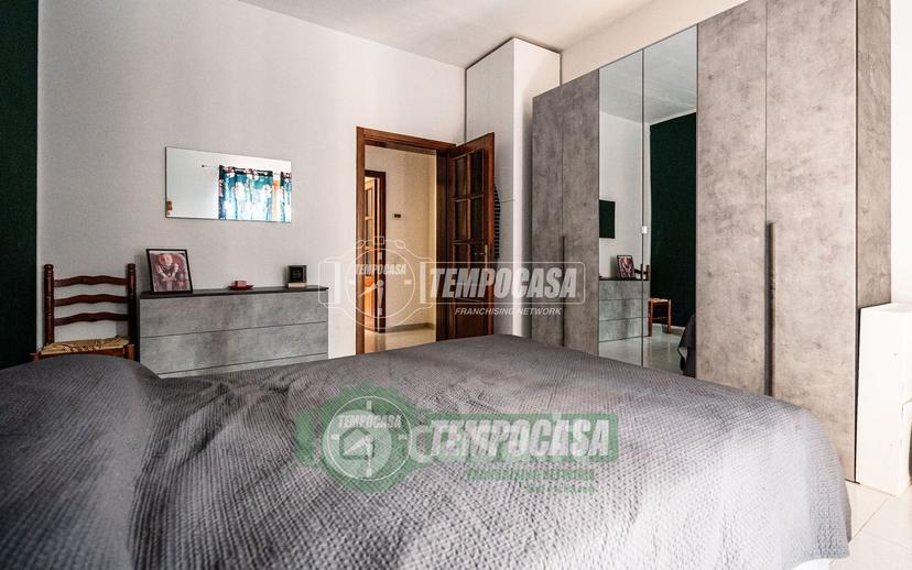 Trilocale in Via Ottaviano C. Augusto 7 — foto 16 di 25