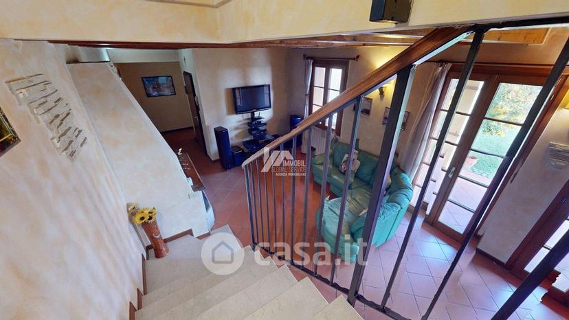 Villa in Via dei Ronchi 14 — foto 19 di 36