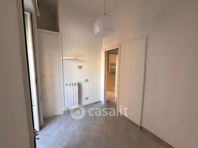 Trilocale in Via Enrico Alvino