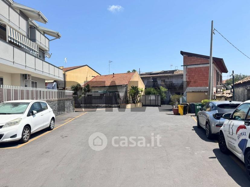 Trilocale in Via Duca degli Abruzzi 46 — foto 3 di 35