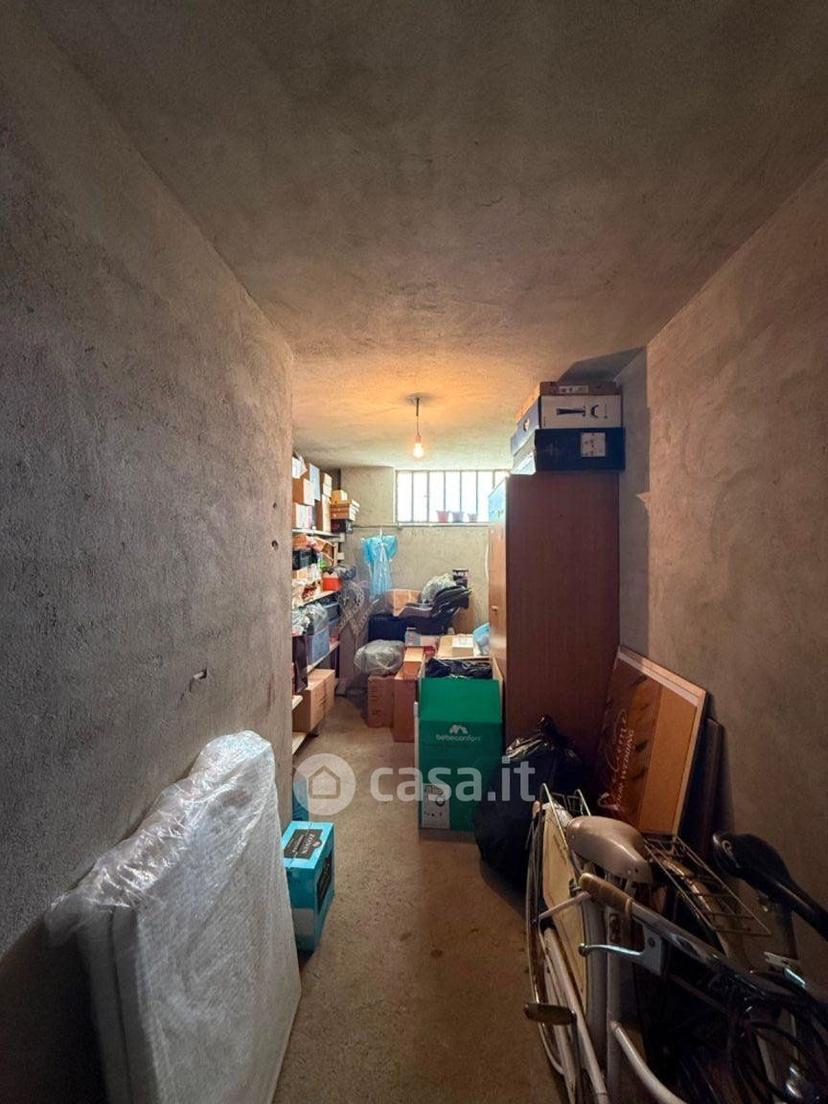 Quadrilocale in Via Graziano 12 — foto 18 di 57