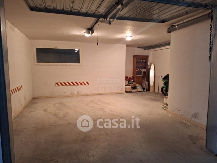 Quadrilocale in Via Castellara — foto 6 di 30