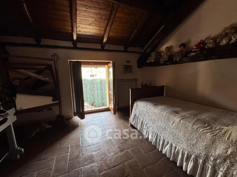 Villa in Via Garibaldi — foto 12 di 50