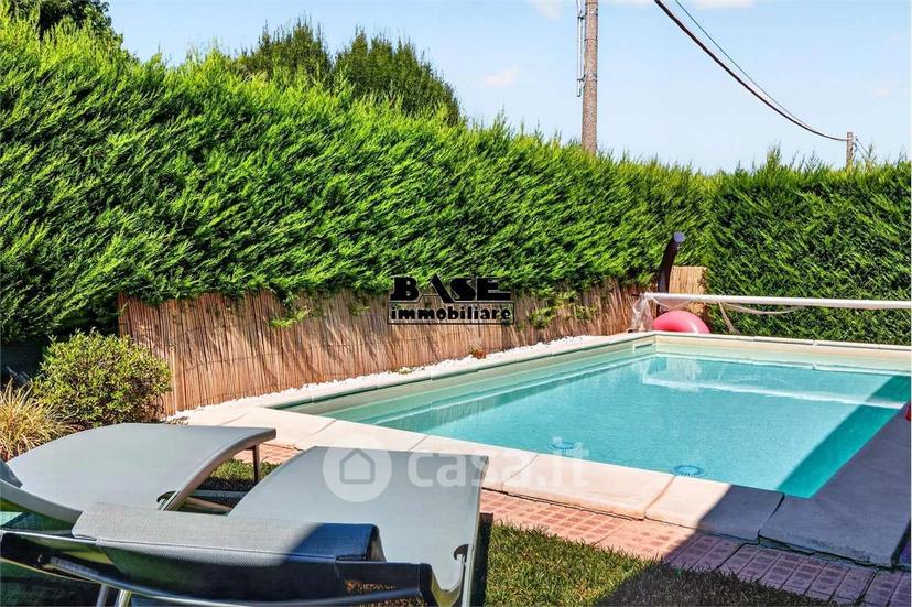 Villa in Via John Fitzgerald Kennedy 4 — foto 28 di 39