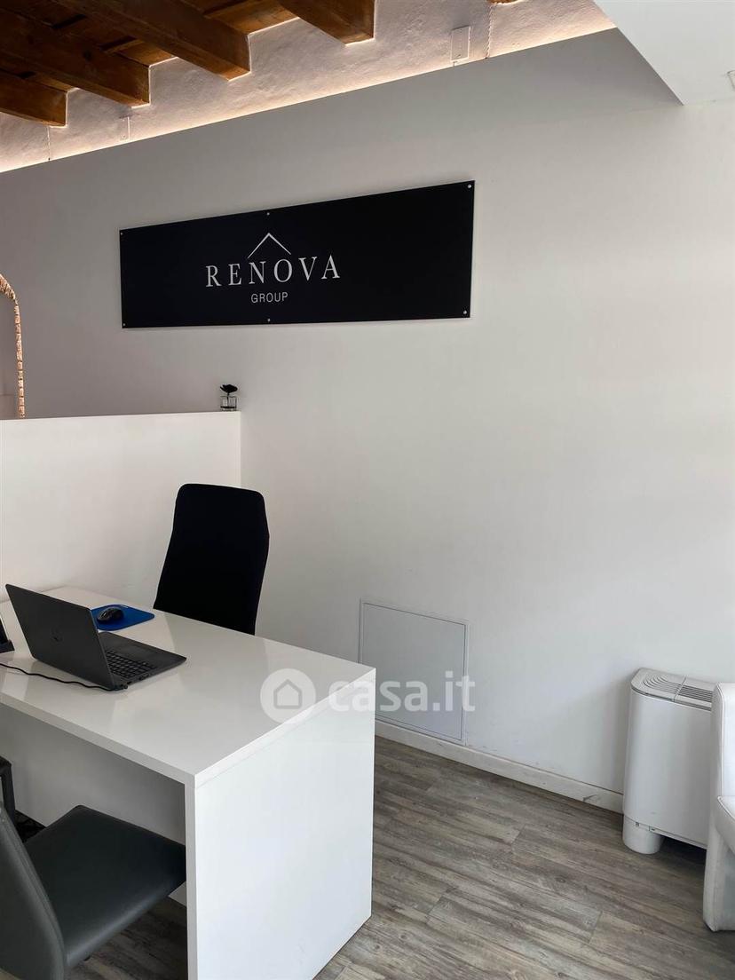 Trilocale in Via S. Nazaro 69 — foto 6 di 33