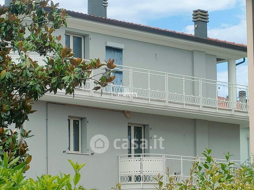 Quadrilocale in Via Miralbello — foto 17 di 20