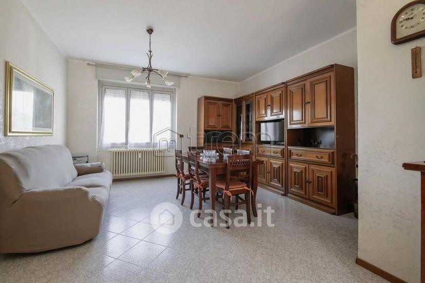 Trilocale in Via Carroccio 13 — foto 2 di 26