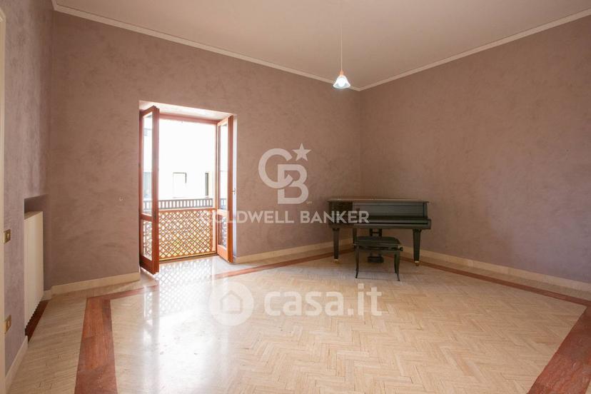 Villa in Via IV Novembre 22 — foto 57 di 81