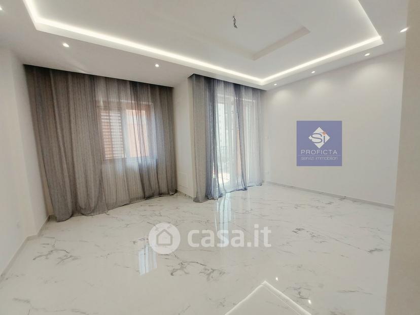 Trilocale in Via Lago di Nemi — foto 14 di 18