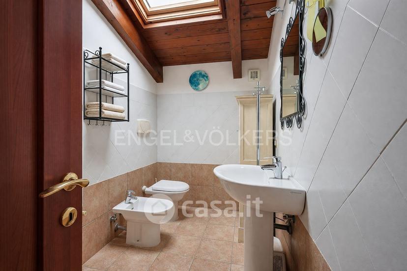 Appartamento in Via Giovanni XXIII — foto 11 di 22