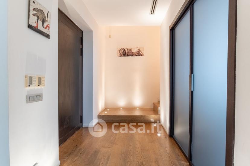Villa in Via Alessandro Manzoni — foto 39 di 54