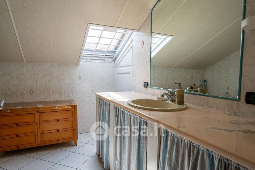 Villa in Strada Statale 1 69 — foto 3 di 34