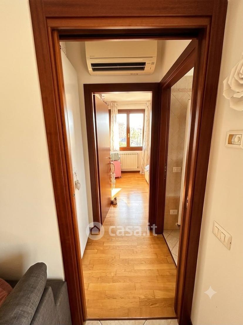 Bilocale in Via Vicenza — foto 5 di 9