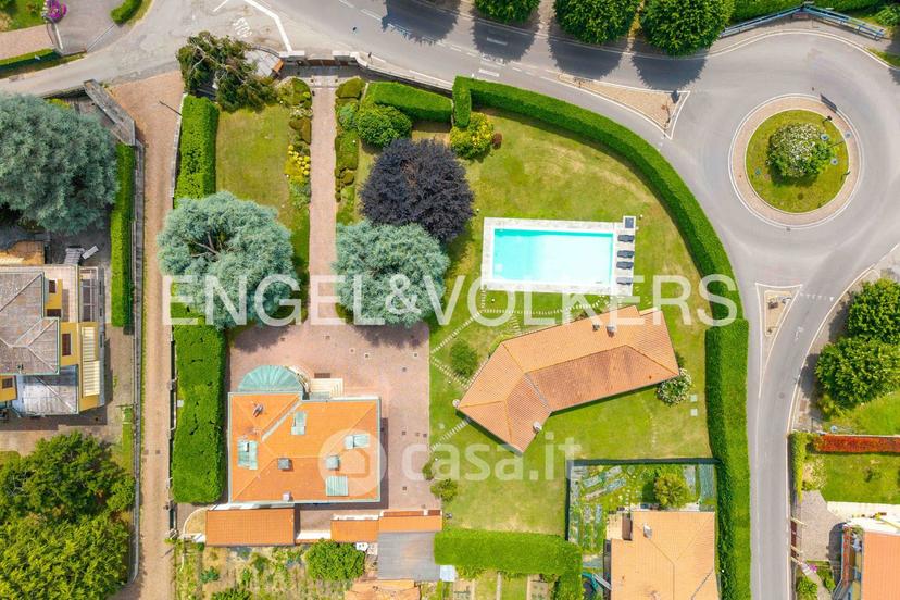 Villa in Roma 41 — foto 23 di 83
