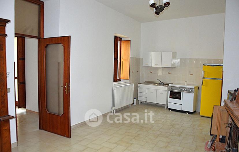 Trilocale in Via Carmine 23 — foto 4 di 12