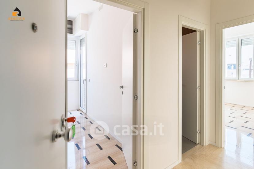 Trilocale in Via Galileo Galilei 45 — foto 20 di 21