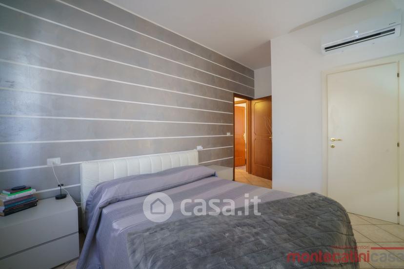 Appartamento in Via Vieri Orsucci — foto 2 di 54