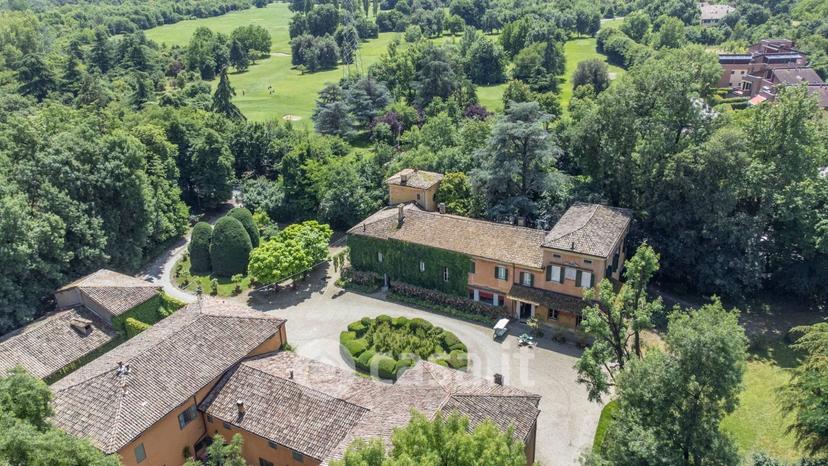 Villa in Via Castelnuovo Rangone — foto 28 di 101