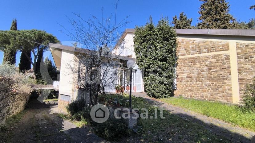 Villa in Via dei Cappuccini — foto 14 di 58