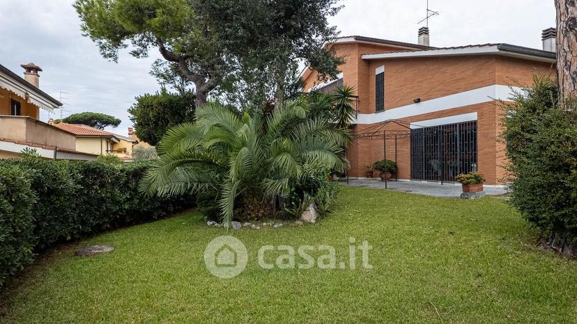 Villa in Via degli Allori E Lauri — foto 55 di 64
