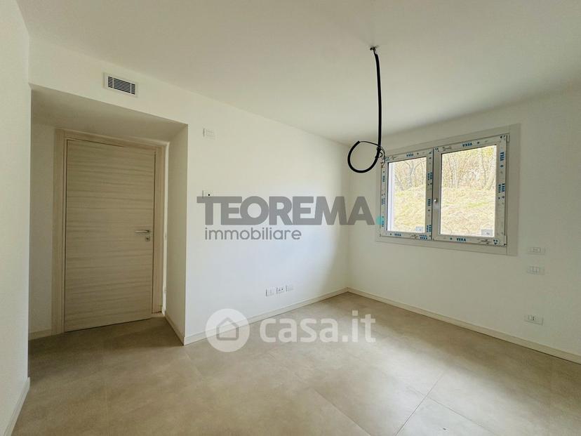 Quadrilocale in Via Sebastiano Ricci 8 — foto 2 di 31