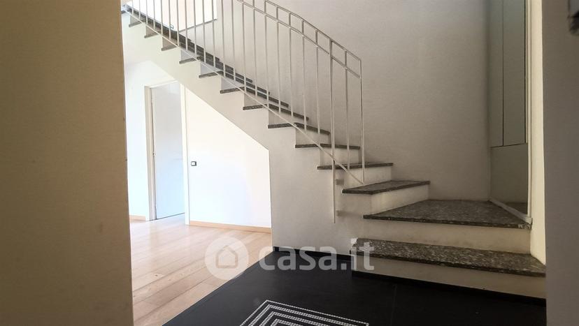 Appartamento in Via Ugo Foscolo 12 — foto 44 di 57