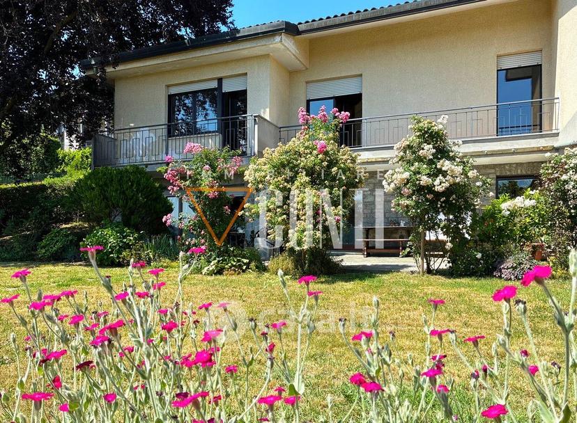 Villa in Via D. Bernacchi — foto 17 di 35