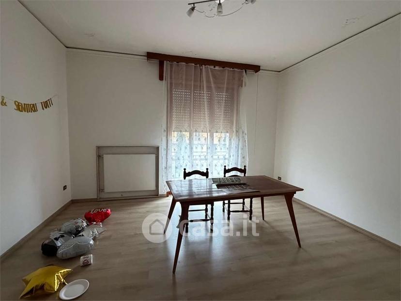 Villa in Via Guglielmo Marconi — foto 23 di 46
