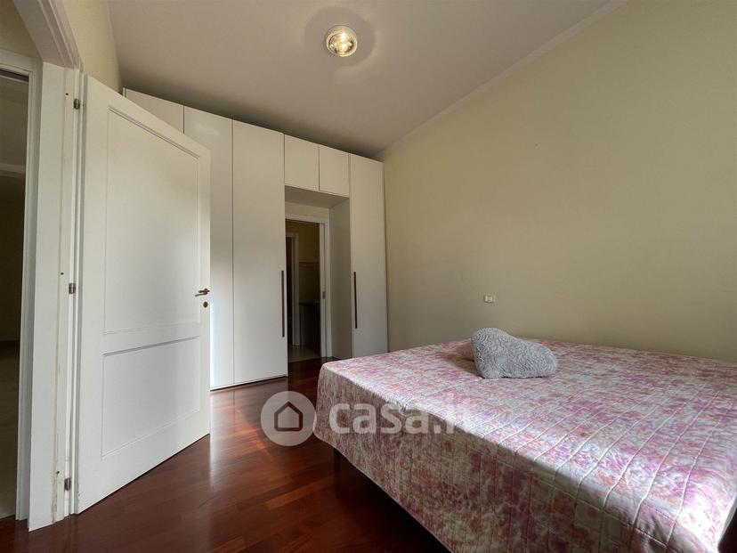 Trilocale in Viale Nazario Sauro 5 — foto 18 di 45