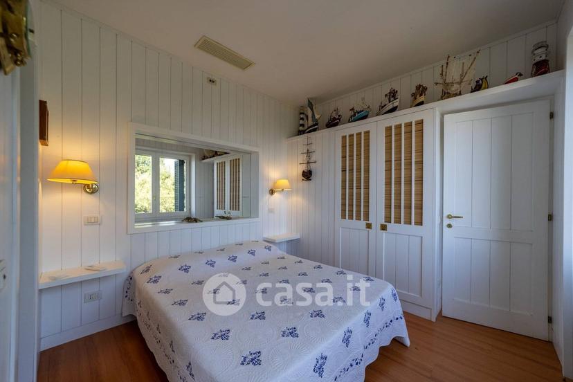 Villa in Via dei Fari 1 — foto 42 di 46