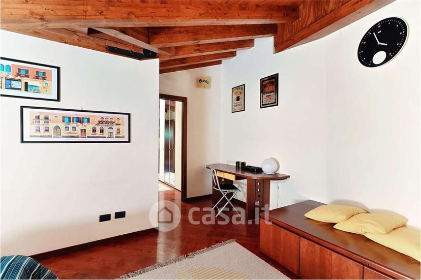 Trilocale in Via Carlo Lomazzi — foto 11 di 31