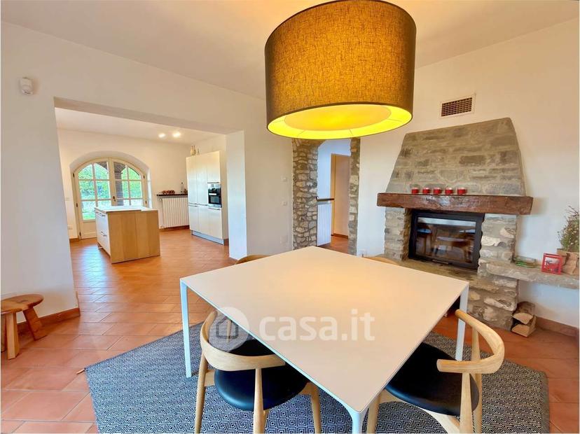 Villa in Via Giosuè Carducci 33 — foto 15 di 29