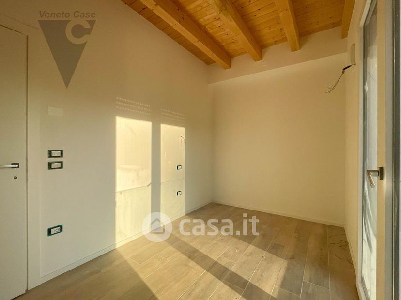 Trilocale in Via Papa Pio XII — foto 17 di 29