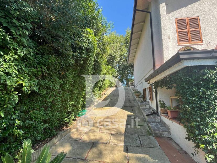 Villa in Via dei Platani 88 — foto 93 di 102
